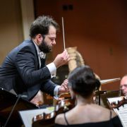 Petr Popelka conducts the Prague Radio Symphony Orchestra &copy; Petra Hajská