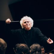 Simon Rattle dirige l'Orchestre symphonique de la Radio bavaroise à la Philharmonie &copy; Ava du Parc / Cheeese