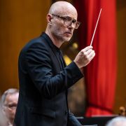 Baldur Brönnimann frente a la RFG en el concierto del día previo en Santiago de Compostela &copy; Real Filharmonia de Galicia