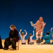 Daniel Proietto, Yvonne Øyen, Aarne Kristian Ruutu and ballet school students in Nothing Personal &copy; Erik Berg