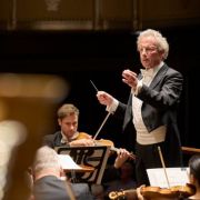 Franz Welser-Möst conducts The Cleveland Orchestra &copy; Roger Mastroianni, courtesy of The Cleveland Orchestra