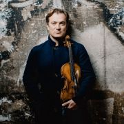 Renaud Capuçon &copy; Marco Borggreve | Warner Classics