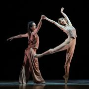 Doris Becker (Bathilde) and Futaba Ishizaki (Giselle) &copy; Bettina Stöß