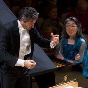 David Afkham y Mitsuko Uchida &copy; OCNE