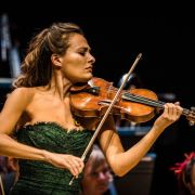 Nicola Benedetti and the Scottish Chamber Orchestra &copy; Lightpress Design (2022)