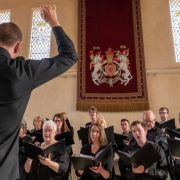 The SCO Chorus and Gregory Batsleer &copy; Christopher Bowen (2022)