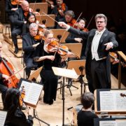 Jakub Hrůša conducts the New York Philharmonic &copy; Chris Lee