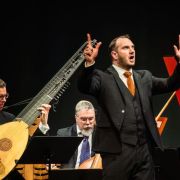 Marcus Farnsworth and Vox Luminis &copy; Elisa Von Brockdorff