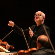 Laurence Cummings directs the Academy of Ancient Music © AAM | Mark Allan