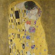 Der Kuss (The Kiss) by Gustav Klimt &copy; Public domain