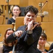 Agustin Hadelich en el Auditorio Nacional &copy; Petra Hajská | Ibermúsica