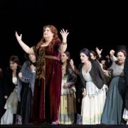 Anna Pirozzi (Norma) and chorus &copy; Luciano Romano