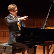 Víkingur Ólafsson &copy; Craig Abercrombie, courtesy of Sydney Symphony Orchestra