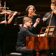 Kristian Bezuidenhout and the Australian Chamber Orchestra &copy; Charlie Kinross