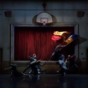Assembly Hall par la compagnie Kidd Pivot &copy; Michael Slobodian