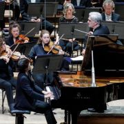 Seong-Jin Cho, Edward Gardner and the London Philharmonic Orchestra &copy; London Philharmonic Orchestra