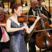 Carolin Widmann and the Hallé &copy; Alex Burns | The Hallé