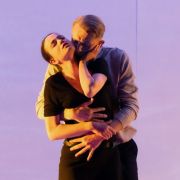 Penny Sofroniadou (Susanna) und Hubert Zapiór (Graf Almaviva) © Monika Rittershaus