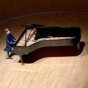 Guillaume Bellom &copy; Musique en Boucle