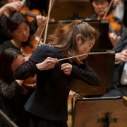 Elim Chan conducts the Chicago Symphony Orchestra &copy; Todd Rosenberg Photography