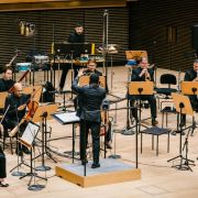 Kwamé Ryan conducts the New York Philharmonic &copy; Fadi Kheir