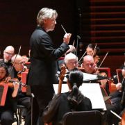 Esa-Pekka Salonen conducts the Philadelphia Orchestra &copy; Pete Checchia