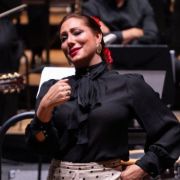 Marina Heredia junto a la OSG &copy; Orquesta Sinfónica de Galicia
