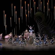 National Ballet of Japan in the Cave of Riches in David Bintley's Aladdin &copy; Takashi Shikama