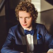 Nikolay Khozyainov &copy; Marie Staggat