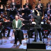 Stéphane Degout, Alain Altinoglu et l'Orchestre Symphonique de la Monnaie &copy; FIC - Bertrand Schmitt