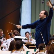 Andris Nelsons conducts the Tanglewood Music Center Orchestra &copy; Hilary Scott, courtesy of the BSO
