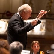 Manfred Honeck conducts the Pittsburgh Symphony &copy; George Lange