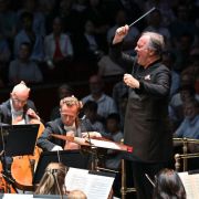 Sakari Oramo conducts the BBC Symphony Orchestra © BBC | Mark Allan