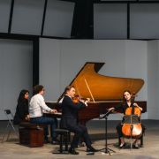 Lucas Debargue, Renaud Capuçon et Stéphanie Huang &copy; Valentine Chauvin