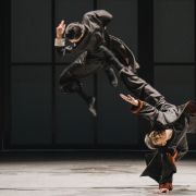 Shenzhen Opera and Dance Theatre in Wing Chun &copy; Zhang Xidan