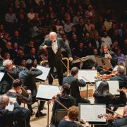Iván Fischer conducts the Budapest Festival Orchestra © Andy Paradise