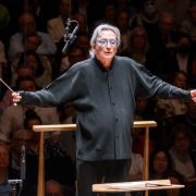 Michael Tilson Thomas conducts the New York Philharmonic &copy; Chris Lee