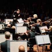 Tarmo Peltokoski conducts the Rotterdam Philharmonic &copy; Eduardus Lee
