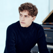 Julia Fischer / Jan Lisiecki &copy; Uwe Arens / Christoph Köstlin | Deutsche Grammophon