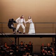 Don Giovanni au Théâtre de l'Athénée Louis-Jouvet &copy; Simon Gosselin