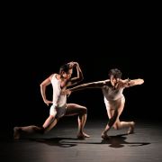 Mizuki Watanabe and Takuro Watanabe in Takafumi Watanabe's Seul et unique &copy; Takashi Shikama