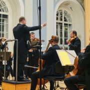Robert Kružík and the Pavel Bořkovec Quartet with the Bohuslav Martinů Philharmonic &copy; Michael Romanovsky