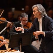 Kent Nagano conducts the Orchestre Symphonique de Montréal &copy; Antoine Saito