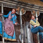 Heidi Stober (Gretel) and Kate Lindsey (Hansel) &copy; The Royal Opera | Tristram Kenton 2024