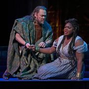 Quinn Kelsey (Amonasro) and Angel Blue (Aida) &copy; Ken Howard | Met Opera