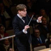 Klaus Mäkelä al frente de la Orquesta del Concertgebouw &copy; Rafa Martín | Ibermúsica