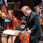 Ludovic Morlot conducts the Seattle Symphony &copy; Brandon Patoc