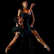 Laura Rodriguez and Raul Reinoso in Rafael Bonachela's Soledad &copy; Enrique Smith Soto