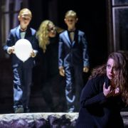 Arnheiður Eiríksdóttir (Neris) and Svetlana Aksenova (Medea) © Petr Neubert