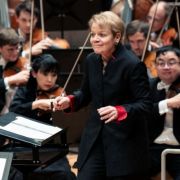 Marin Alsop conducts the Berliner Philharmoniker &copy; Lena Laine